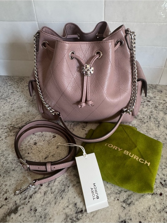Tory Burch Handbags - RARE Authentic Tory Burch Small Mauve Charlie Quilted Drawstring Bag